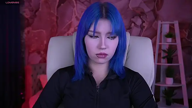 Snapshot of SelenaIris chatting on December 17, 2025, 9:42 pm SelenaIris online show from December 17, 2025, 9:42 pm