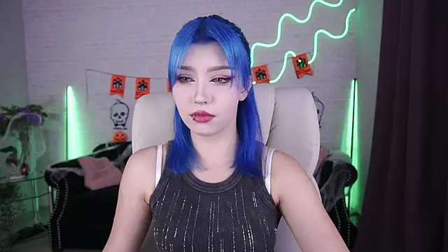 Snapshot of SelenaIris chatting on October 28, 2025, 9:03 pm SelenaIris online show from October 28, 2025, 9:03 pm