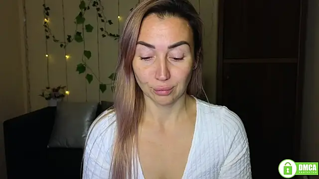 Snapshot of Kiss_julli88I chatting on November 18, 2025, 6:22 pm Kiss julli88I online show from November 18, 2025, 6:22 pm