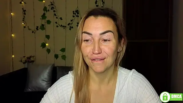 Snapshot of Kiss_julli88I chatting on November 29, 2025, 6:30 pm Kiss julli88I online show from November 29, 2025, 6:30 pm