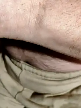 Snapshot of --Serhei-- chatting on October 28, 2025, 6:51 pm --Serhei-- online show from October 28, 2025, 6:51 pm