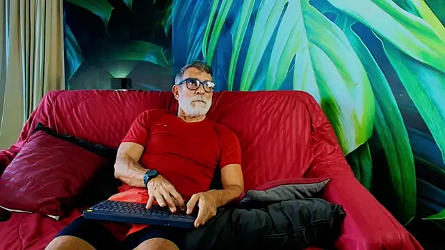 LukeCrews online show from October 1, 2025, 7:29 pm