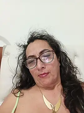 AlessandraLeroy online show from July 18, 2026, 12:19 am