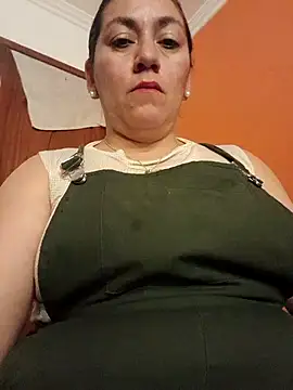 Luna-nevada online show from October 16, 2025, 3:26 am