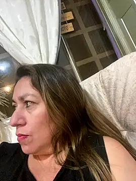 Luna-nevada online show from November 23, 2025, 5:28 am