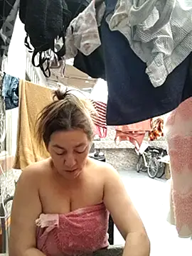 Luna-nevada online show from October 11, 2025, 2:51 pm