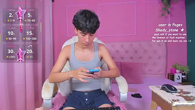 SHADY STONE online show from November 4, 2025, 10:02 pm