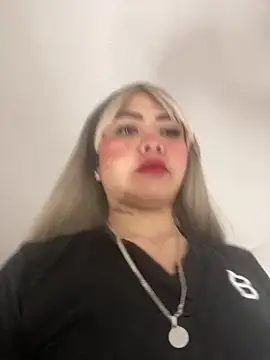 Mia cullen  online show from November 10, 2025, 10:48 pm