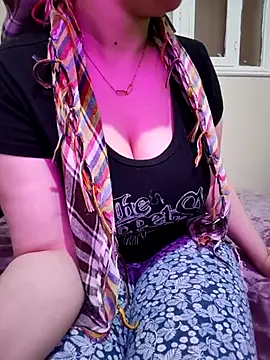 Snapshot of queen_belisima1 chatting on March 30, 2026, 11:06 pm queen belisima1 online show from March 30, 2026, 11:06 pm