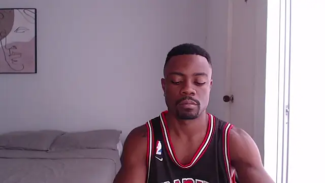 Snapshot of Guydann_ chatting on March 17, 2025, 9:13 pm Guydann online show from March 17, 2025, 9:13 pm