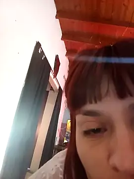 Snapshot of Putitaa34 chatting on November 15, 2025, 8:13 pm Putitaa34 online show from November 15, 2025, 8:13 pm