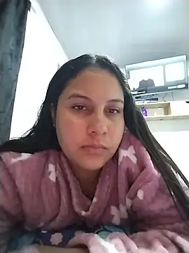 Snapshot of esmeralda_jadees chatting on June 14, 2026, 2:24 am esmeralda jadees online show from June 14, 2026, 2:24 am