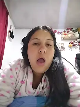Snapshot of esmeralda_jadees chatting on June 17, 2026, 11:31 am esmeralda jadees online show from June 17, 2026, 11:31 am
