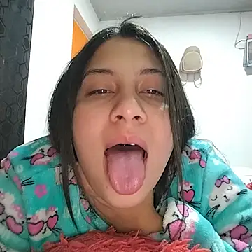 esmeralda jadees online show from November 16, 2025, 3:06 pm