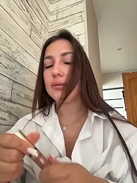 AleksandraRich online show from May 5, 2026, 12:57 am