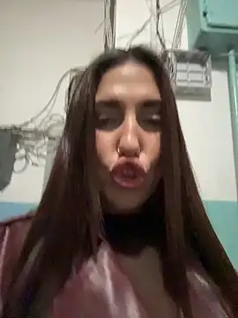 AleksandraRich online show from April 28, 2026, 2:27 am