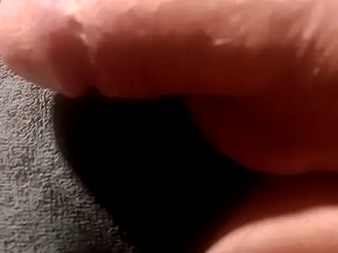 Snapshot of BlazeBennettXxxxxx chatting on February 20, 2026, 1:35 pm BlazeBennettXxxxxx online show from February 20, 2026, 1:35 pm