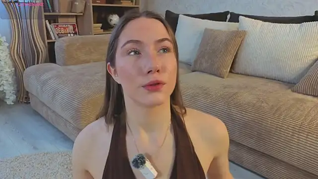 Snapshot of Kira_mindnes chatting on November 23, 2025, 6:23 am Kira mindnes online show from November 23, 2025, 6:23 am