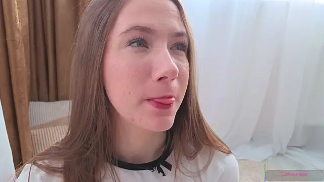 Snapshot of Kira_mindnes chatting on March 21, 2026, 5:52 am Kira mindnes online show from March 21, 2026, 5:52 am