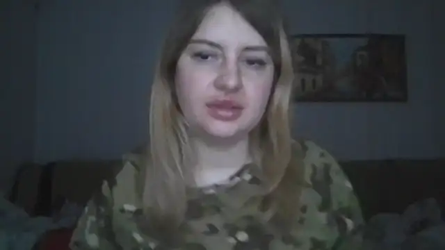 Saxophonistka online show from March 4, 2026, 3:47 am