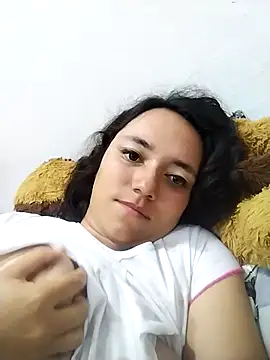 dafne 132907 online show from March 17, 2025, 6:21 pm