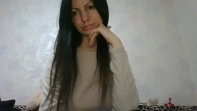 AliseWats online show from May 7, 2026, 8:34 pm