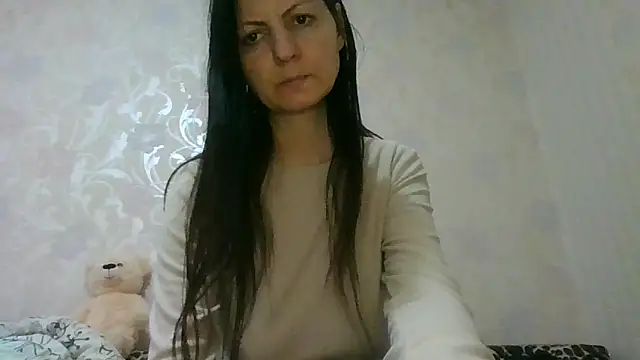 AliseWats online show from May 6, 2026, 9:19 pm