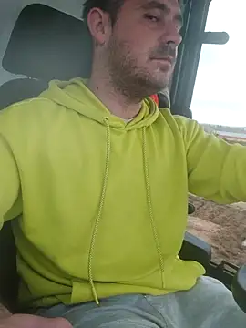 adisiadi online show from March 11, 2025, 6:52 am