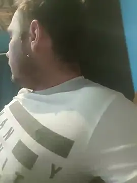 adisiadi online show from March 10, 2025, 6:12 pm