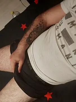 adisiadi online show from March 11, 2025, 4:29 pm