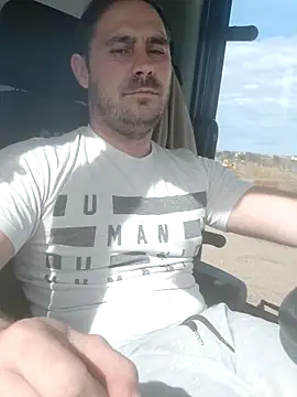 adisiadi online show from March 12, 2025, 11:43 am