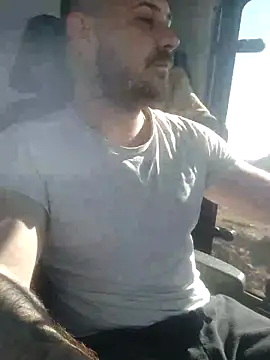 adisiadi online show from March 20, 2025, 8:09 am