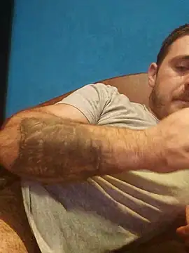 adisiadi online show from March 13, 2025, 1:40 pm