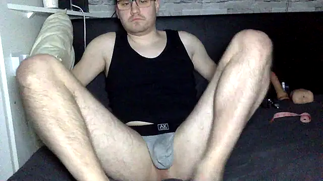 curvycock1884 online show from March 14, 2025, 1:37 am