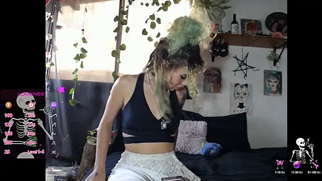 420mussa online show from November 12, 2025, 6:01 pm