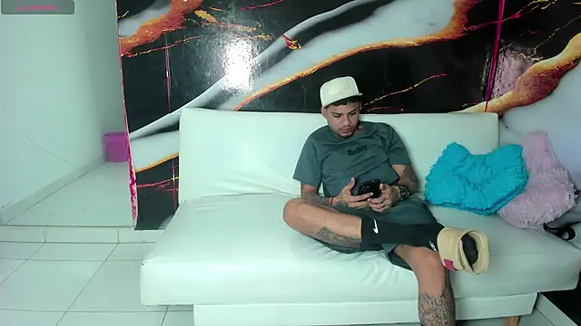 Snapshot of hot_dirty_paradise_66 chatting on June 14, 2026, 6:31 pm hot dirty paradise 66 online show from June 14, 2026, 6:31 pm