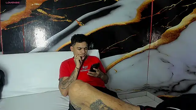 Snapshot of hot_dirty_paradise_66 chatting on May 30, 2026, 8:47 pm hot dirty paradise 66 online show from May 30, 2026, 8:47 pm