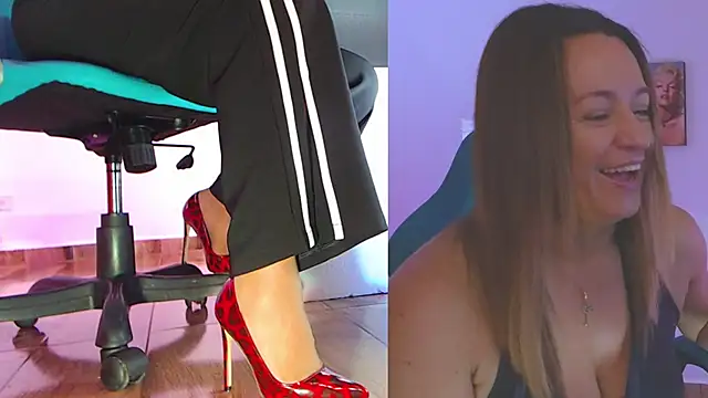 Snapshot of weet_Evans___ chatting on February 25, 2026, 2:01 am weet Evans online show from February 25, 2026, 2:01 am