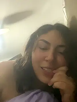 maia rab online show from November 17, 2025, 2:26 am