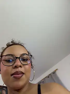 AlesiaCooper online show from May 23, 2026, 3:05 am