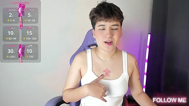 Snapshot of emma_cute7 chatting on November 18, 2025, 4:16 am emma cute7 online show from November 18, 2025, 4:16 am