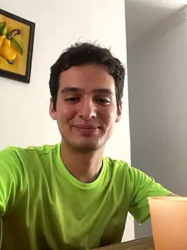 Snapshot of Thiagobb7 chatting on October 31, 2025, 6:37 pm Thiagobb7 online show from October 31, 2025, 6:37 pm