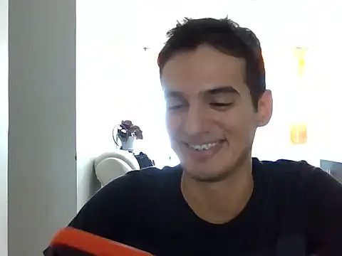 Snapshot of Thiagobb7 chatting on September 20, 2025, 9:53 pm Thiagobb7 online show from September 20, 2025, 9:53 pm