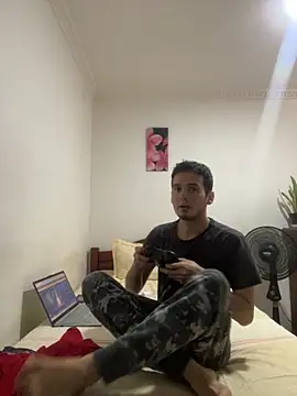 Snapshot of Thiagobb7 chatting on September 30, 2025, 10:05 pm Thiagobb7 online show from September 30, 2025, 10:05 pm