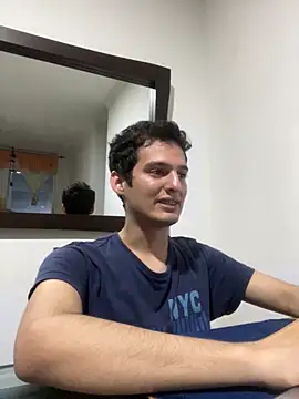 Snapshot of Thiagobb7 chatting on November 10, 2025, 10:59 pm Thiagobb7 online show from November 10, 2025, 10:59 pm