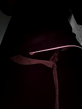 2BigBlacxxx online show from September 14, 2025, 4:13 am