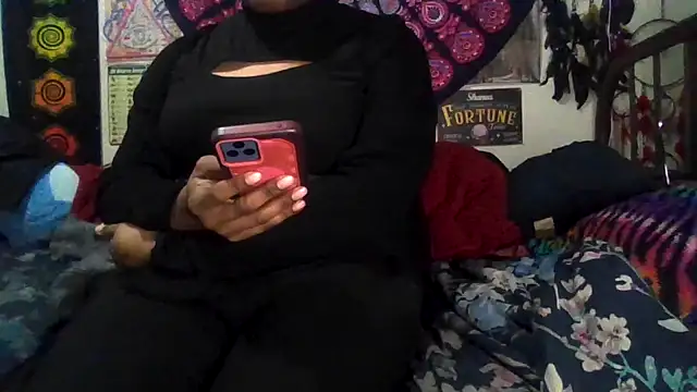 GardeniaFields online show from February 13, 2026, 8:14 am