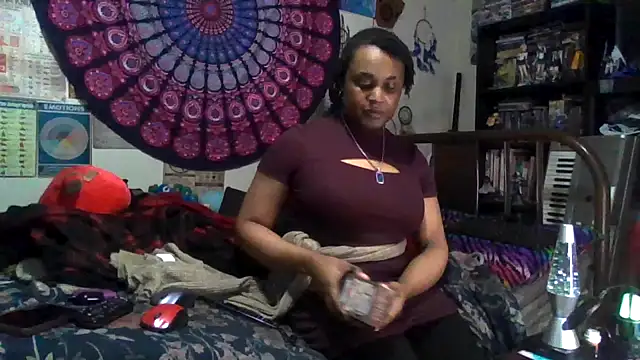 Snapshot of GardeniaFields chatting on November 27, 2025, 2:01 am GardeniaFields online show from November 27, 2025, 2:01 am