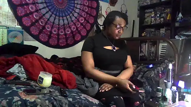 GardeniaFields online show from December 21, 2025, 4:47 am