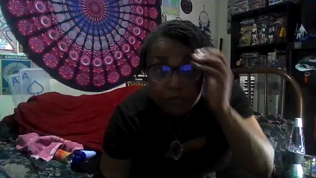 GardeniaFields online show from February 16, 2026, 2:43 am